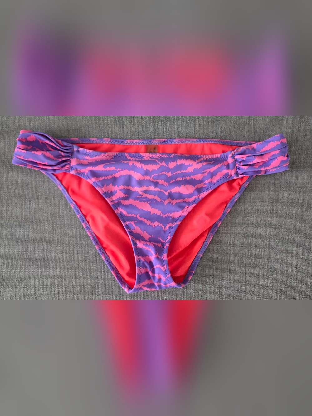 Victoria’s Secret Bikini Bottoms Purple Pink Animal Print, Size L